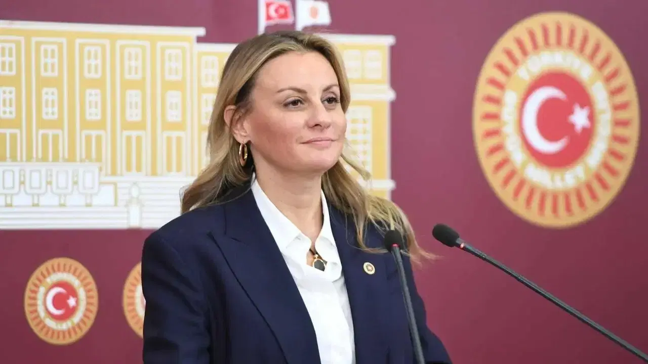 CHP’den ‘pestisit’ önergesi: ‘Yasaklama planınız var mıdır?’
