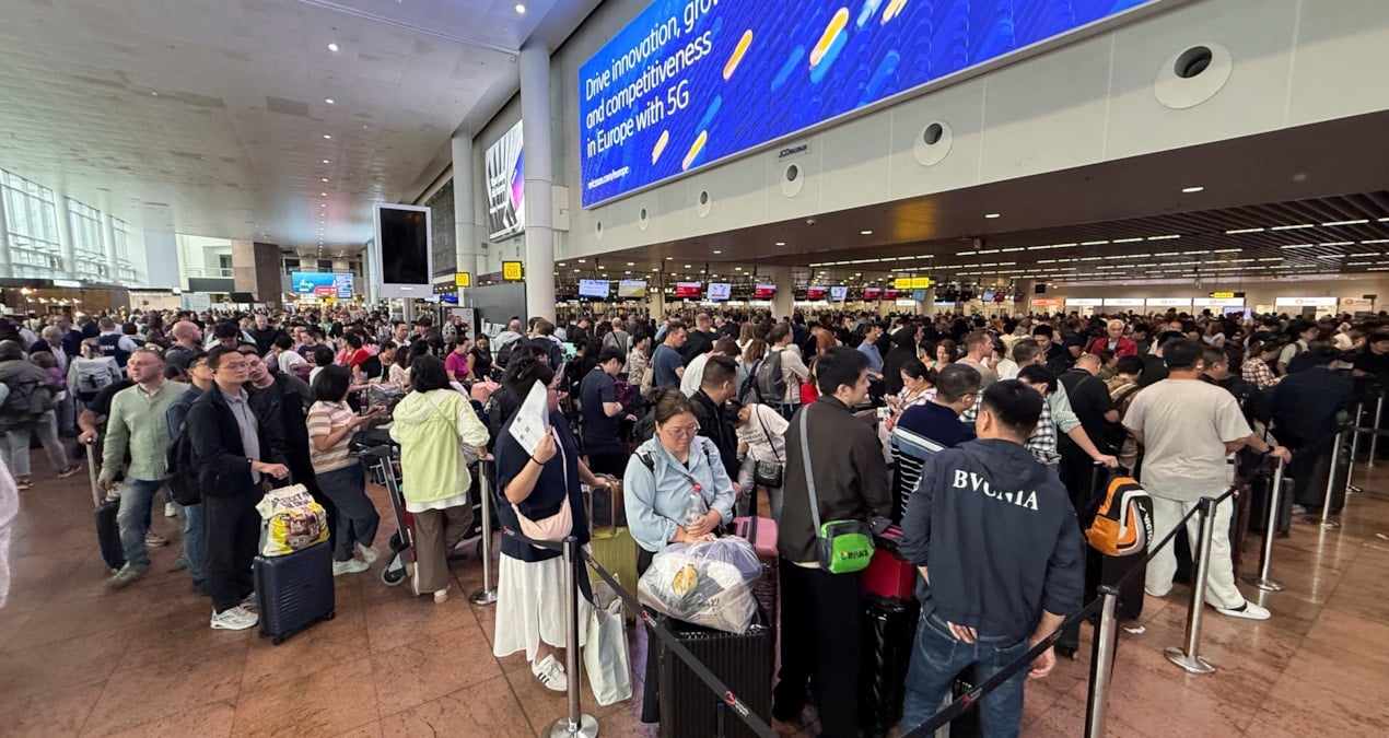 avrupada ucuslar durma noktasina geldi havalimani sistemlerine hackerlar saldirdi vgzjSwHk