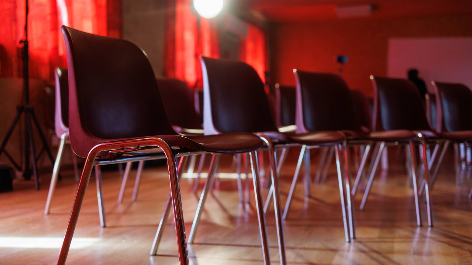 bagimsiz tiyatro sahneleri gorunurluk krizi yasiyor 3rDHXkYM