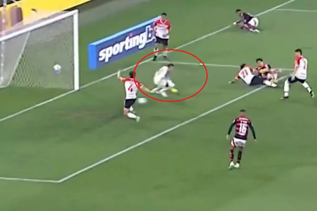 nereden nereye muslera 16 saniyede gol yedi 3hSyG1Gj