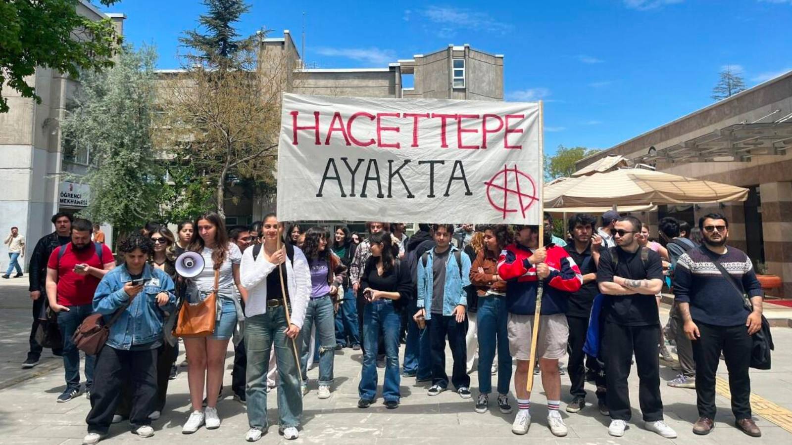 27 genclik olusumundan ortak cagri universiteme dokunma 53pRUkg9.jpg