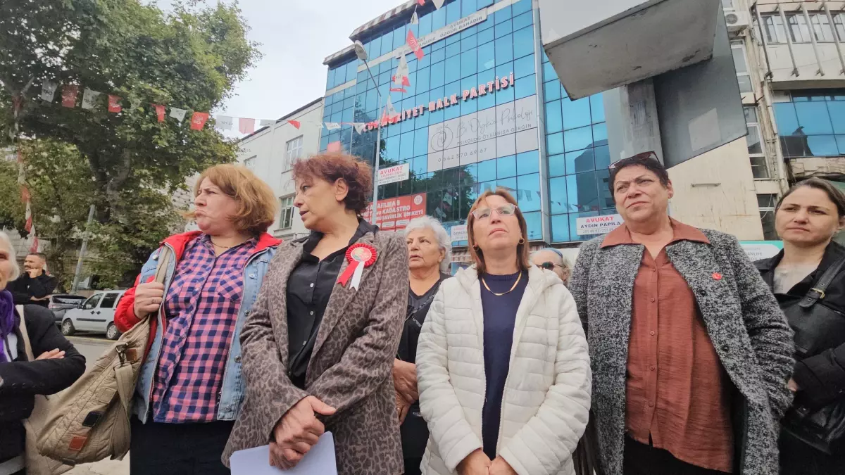 chp zonguldak kadin kollarinda istifa olayi HbWFkXsW.jpg