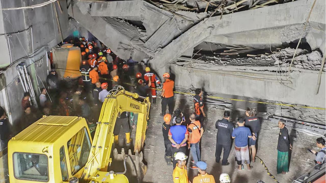 endonezyada okul binasi coktu olu sayisi artiyor ZYzQq4qv