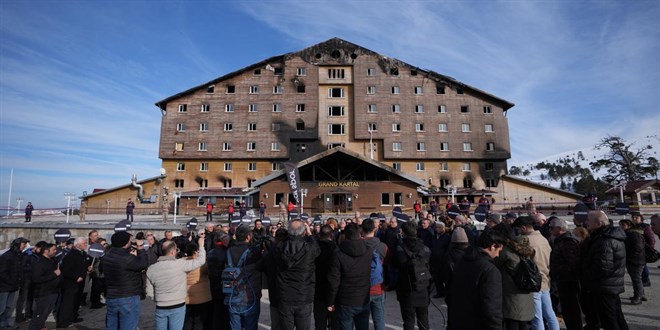 grand kartal otel yangini davasinda saniklarin beyanlari alindi dVPzIdNY.jpg