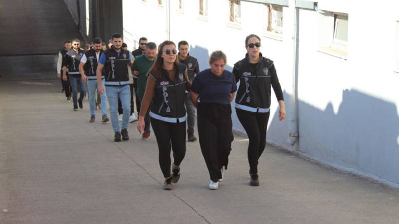 hazineye ait araziyi satma vaadiyle dolandiricilik 80 milyon tllik vurgun QPgbrxkP