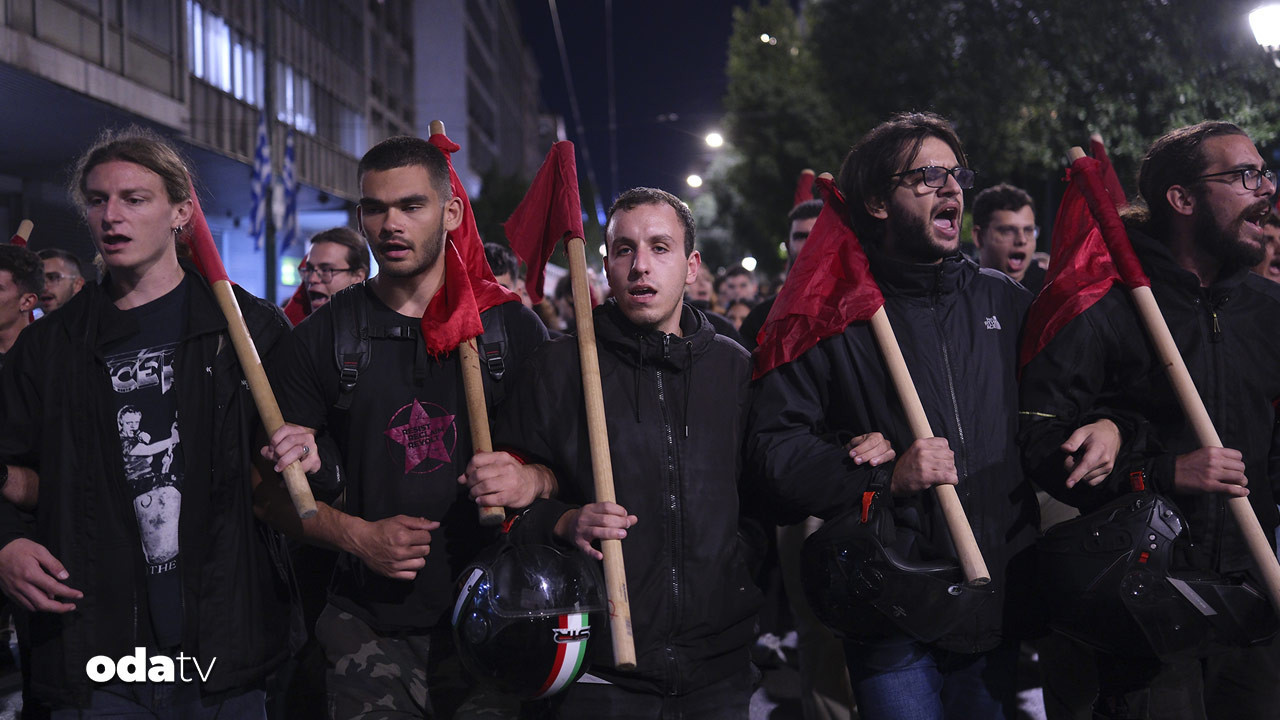 komsuda diploma eylemleri mlDKTDzc.jpg