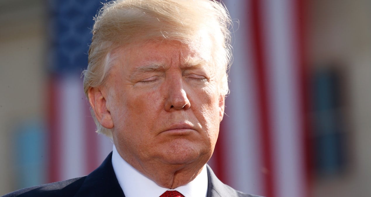 ne yapsa kurtaramiyor cin trumpin kuyruguna basti VFflsTej.jpg