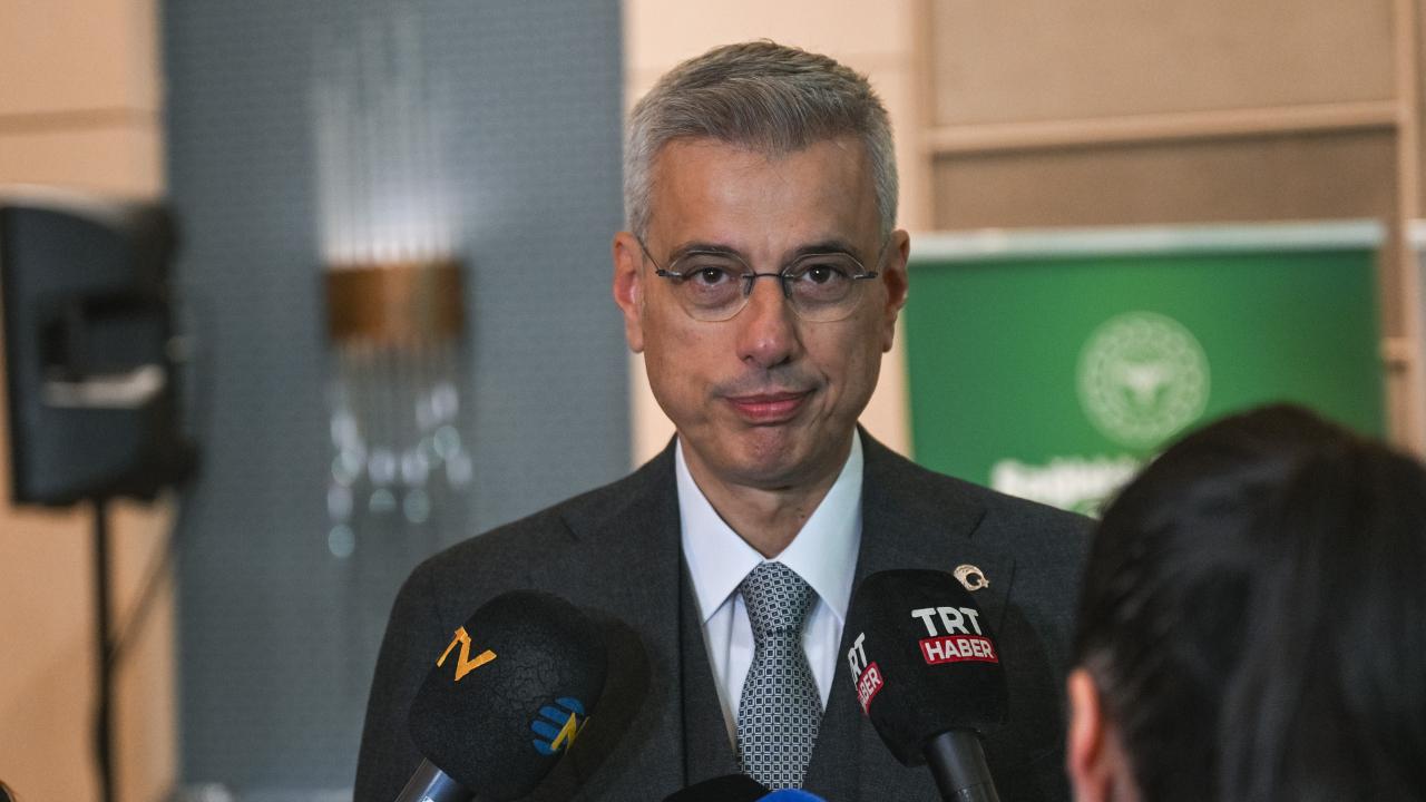 bakan memisoglu net konustu hem sigara hem sekerli gidalarda tolerans olmayacak jvzhCSAy.jpg