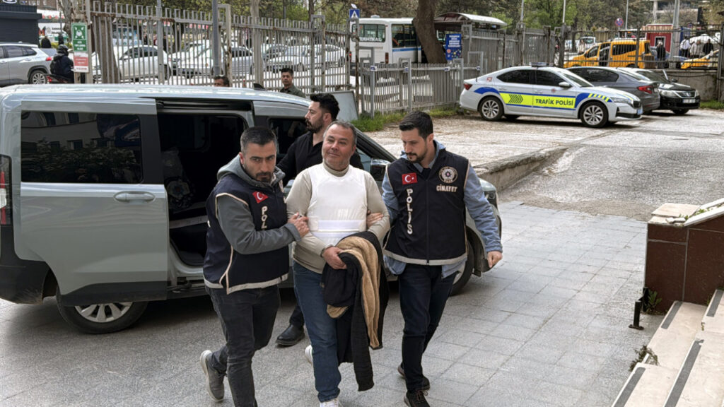 belediye-garajindaki-cinayetin-suphelisi-yakalandi-8AHM16RE