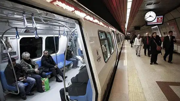 metro-istanbul-duyurdu-seferlere-mac-duzenlemesi-qUI468sP