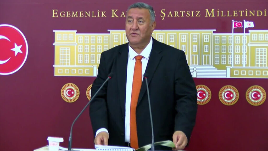 CHP’li Gürer’den 14 Mayıs Dünya Çiftçiler Günü Mesajı: Çiftçiler Banka Kuyruğunda