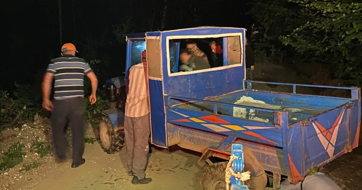 Düzce Yığılca’da pat pat şarampole uçtu! Img