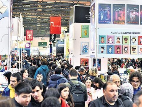 Kitap fuari denizliye ugruyor 3d9p35ZV
