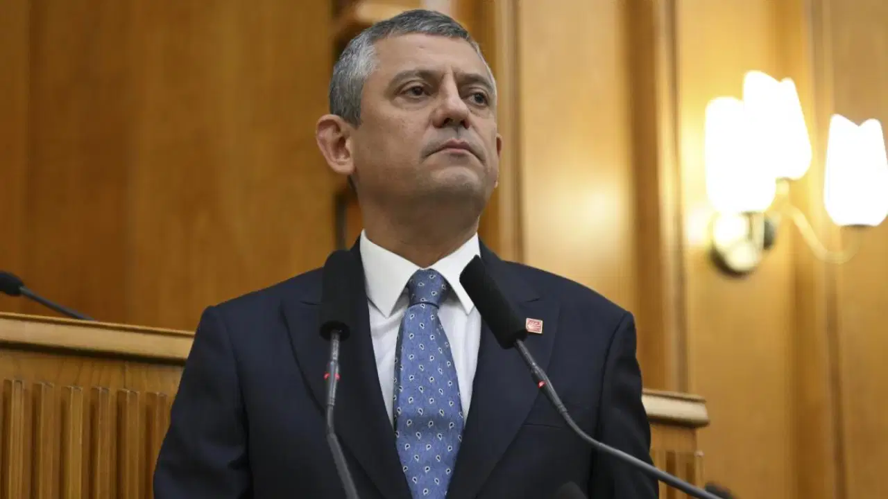 Özgür Özel’den videolu paylaşım: ‘YENİ Parti, milletin partisidir’